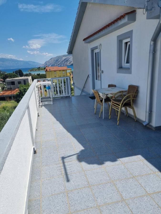 Ljubica & Ante Paparic Apartment Lopar Bagian luar foto