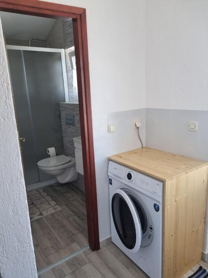 Ljubica & Ante Paparic Apartment Lopar Bagian luar foto