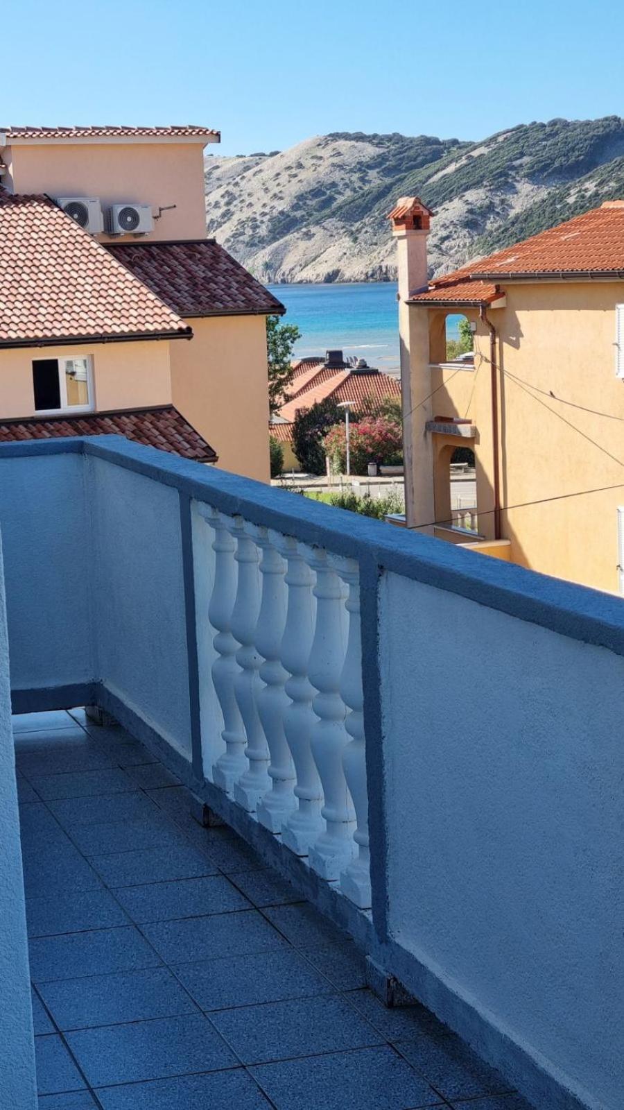 Ljubica & Ante Paparic Apartment Lopar Bagian luar foto