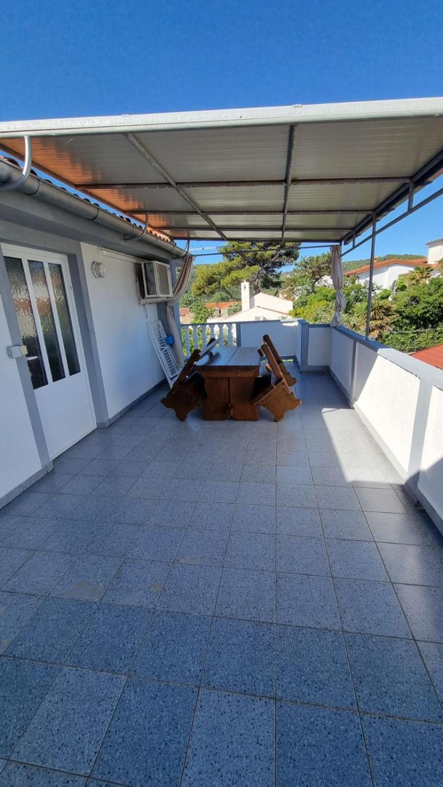 Ljubica & Ante Paparic Apartment Lopar Bagian luar foto